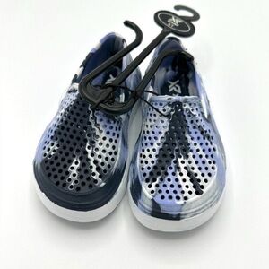 XR Xray Kids Water Shoes Toddler Sz 5  NWT